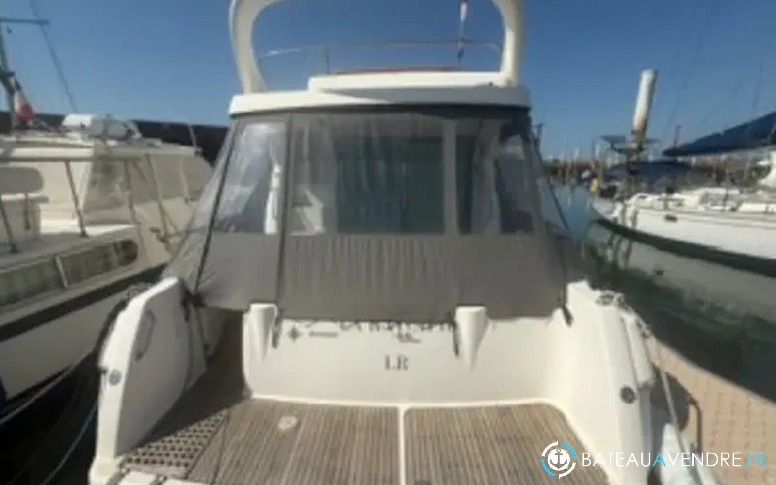 slider 15 Jeanneau Prestige 36 Fly
