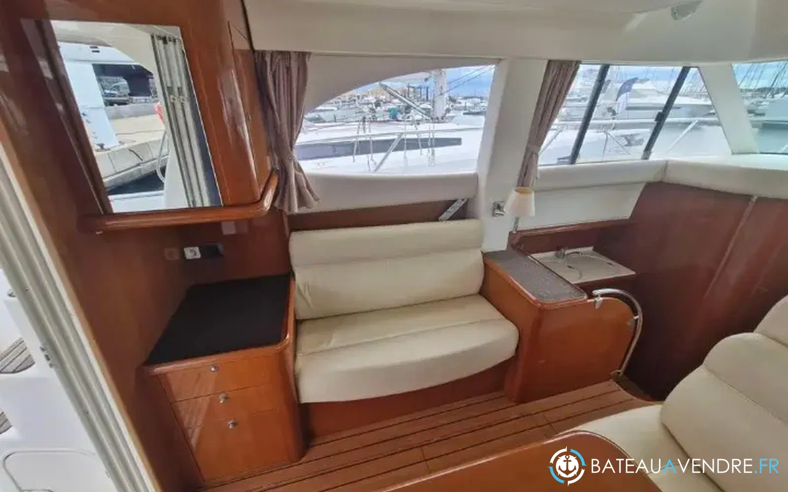 slider 5 Jeanneau Prestige 36 Fly
