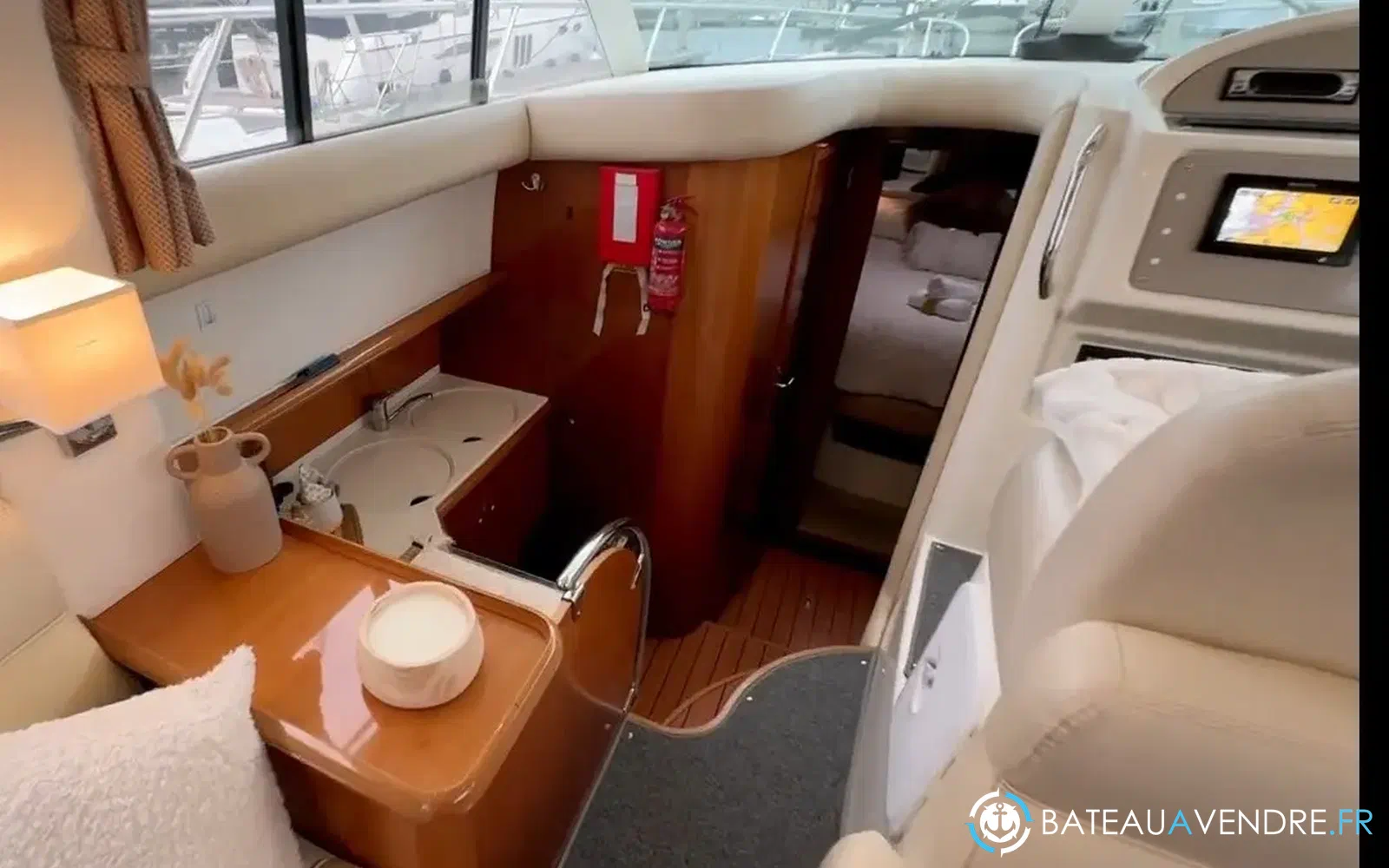 slider 7 Jeanneau Prestige 36 Fly