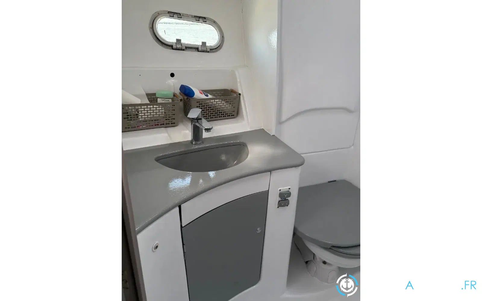 slider 12 Beneteau Antares 13.80