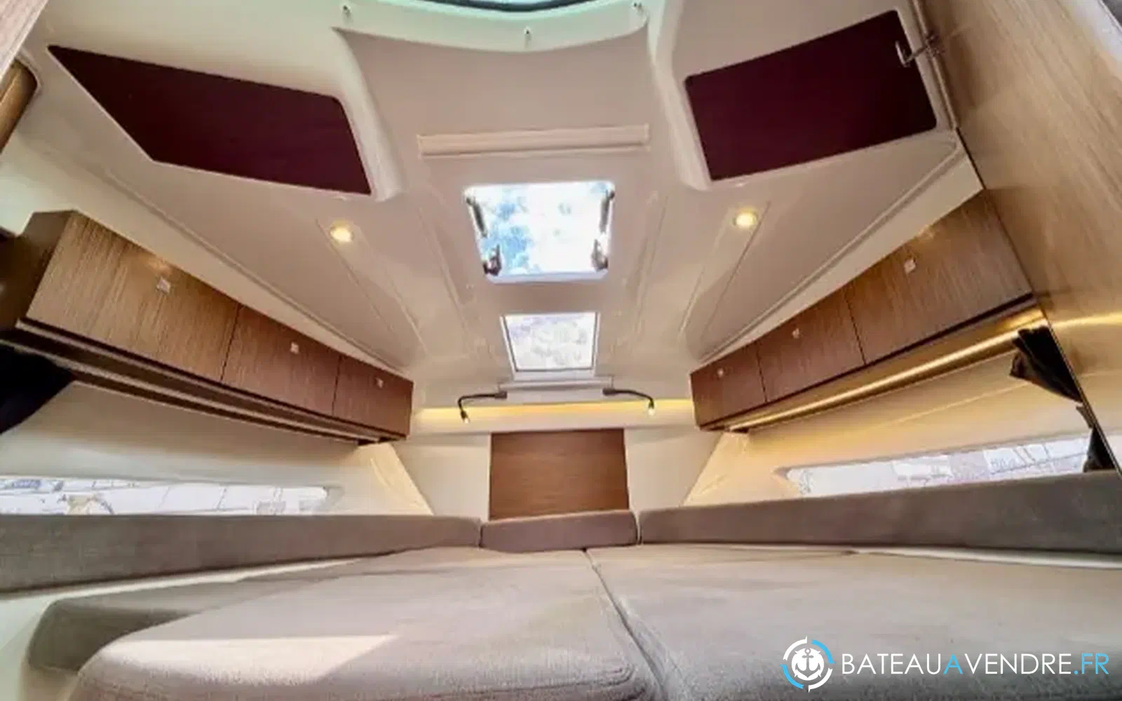 slider 12 Beneteau Antares 9 OB