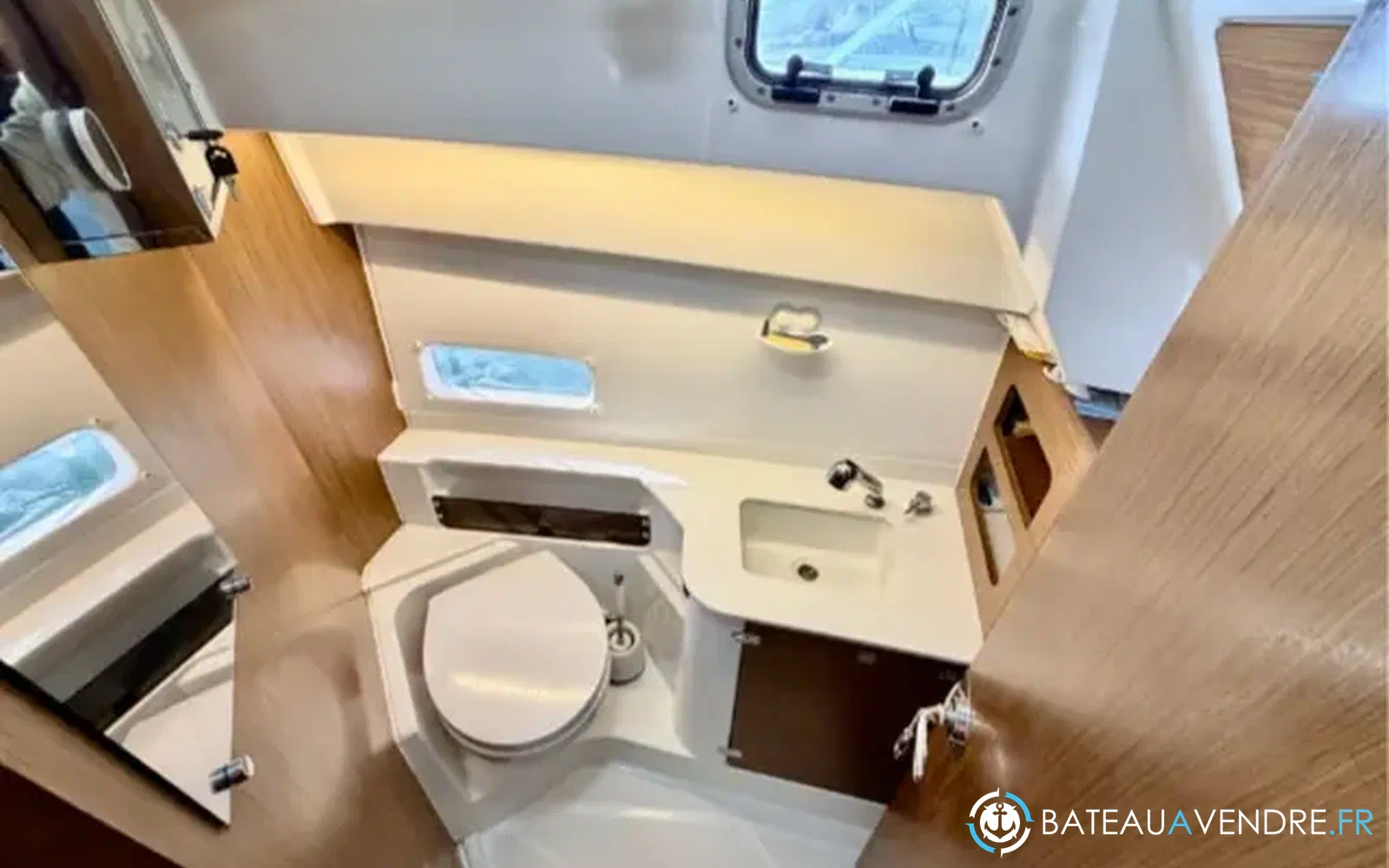 slider 13 Beneteau Antares 9 OB