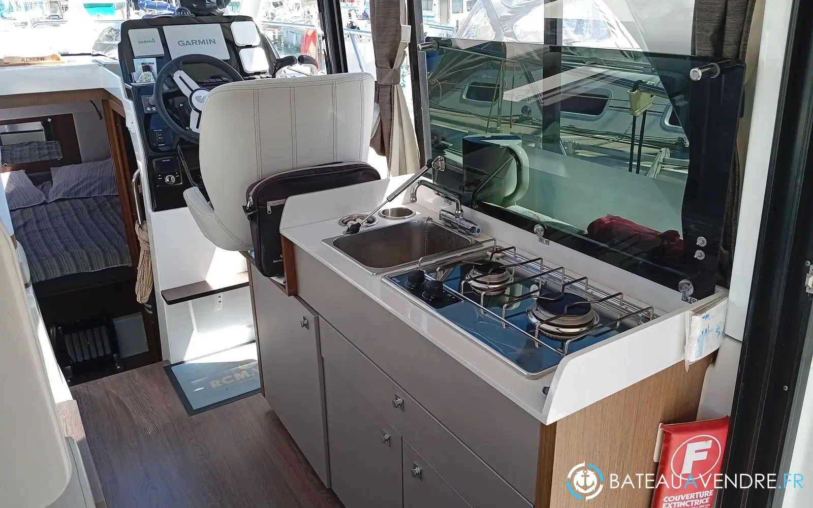slider 3 Beneteau Antares 9 OB
