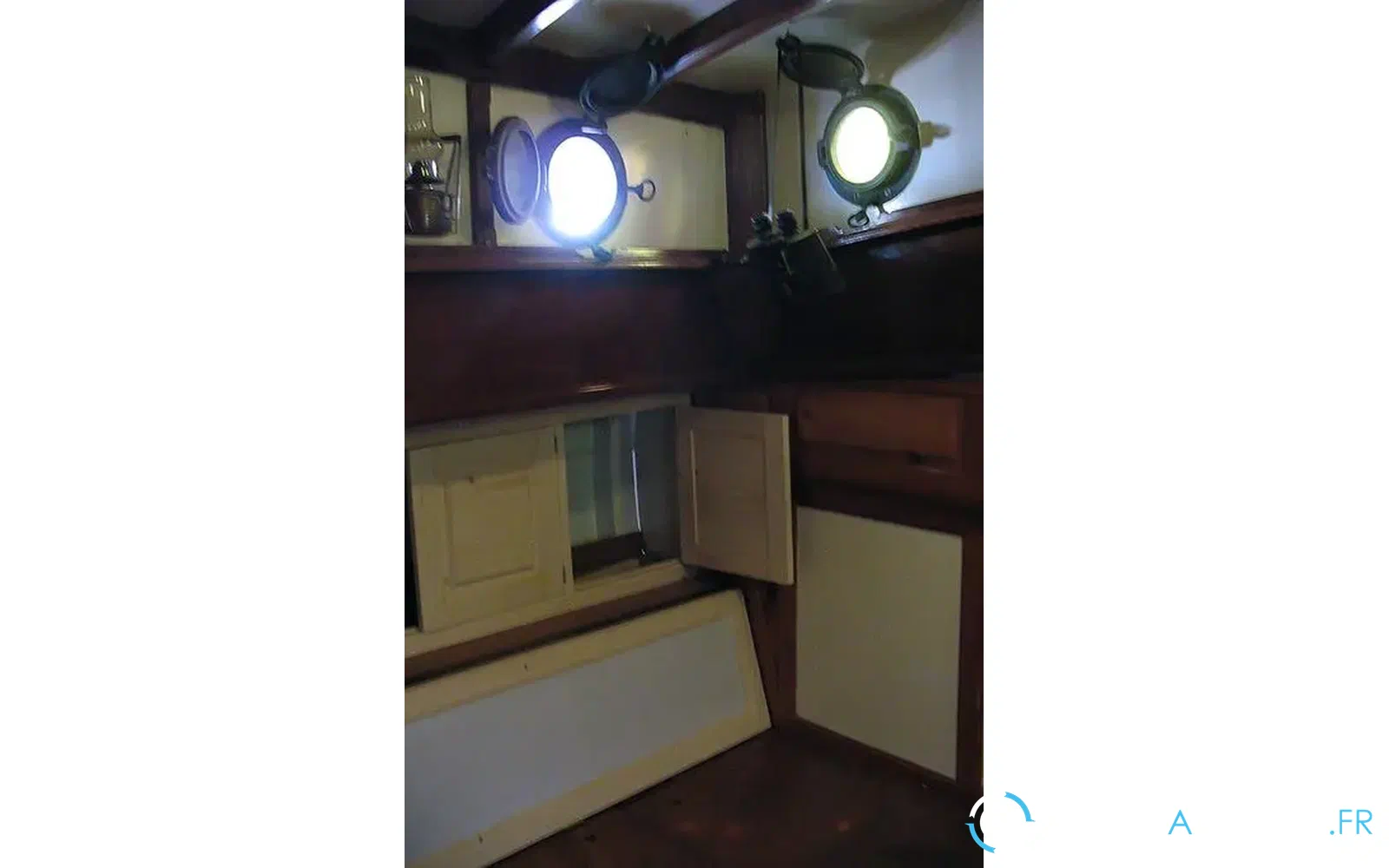slider 7 Gill and Sons Yacht Classique
