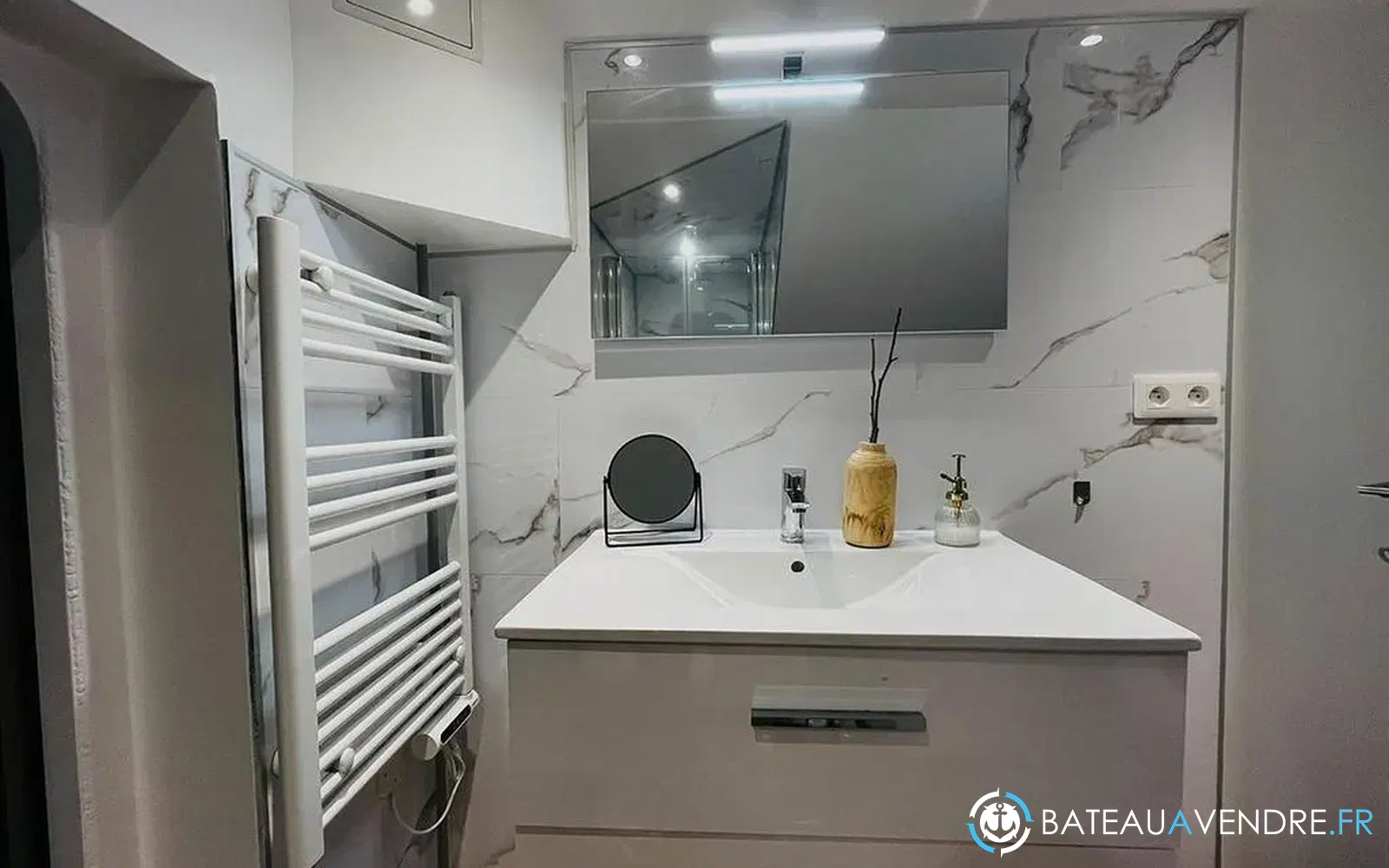 slider 10 Custom Péniche Freycinet (30 m)