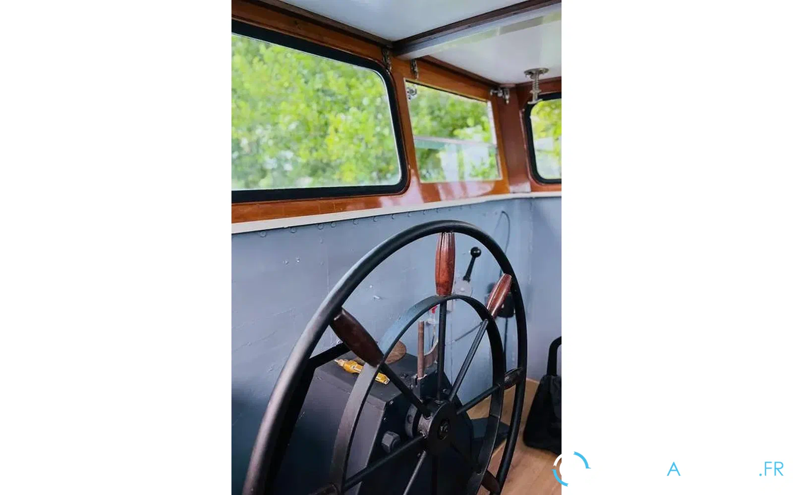 slider 27 Custom Péniche Freycinet (30 m)