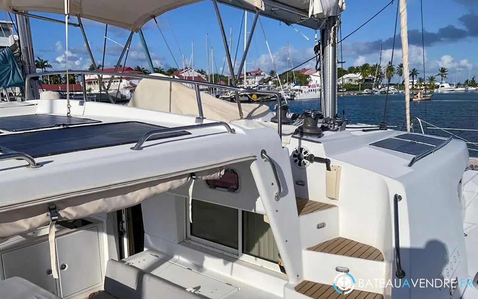 slider 9 Lagoon 440