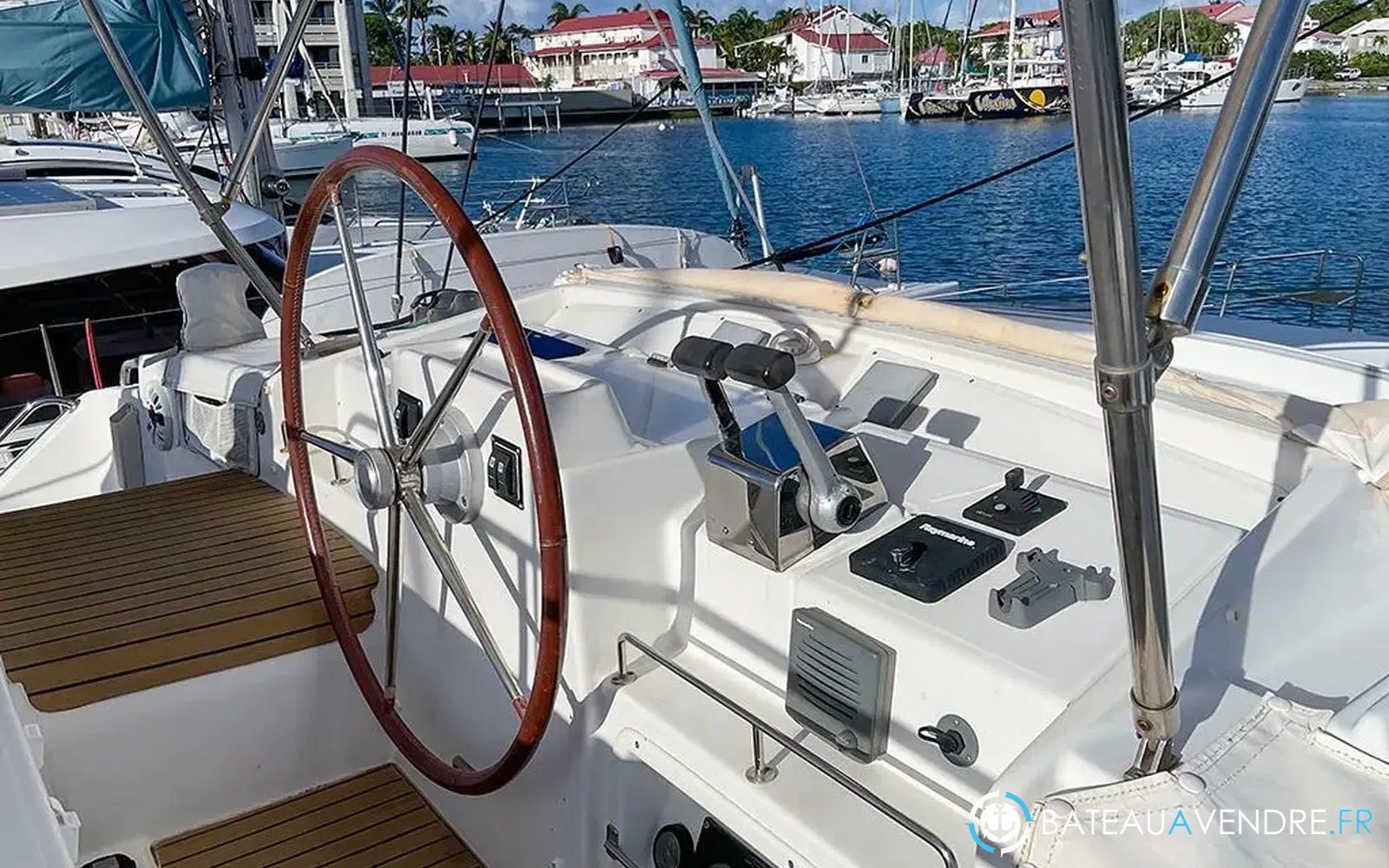 slider 10 Lagoon 440