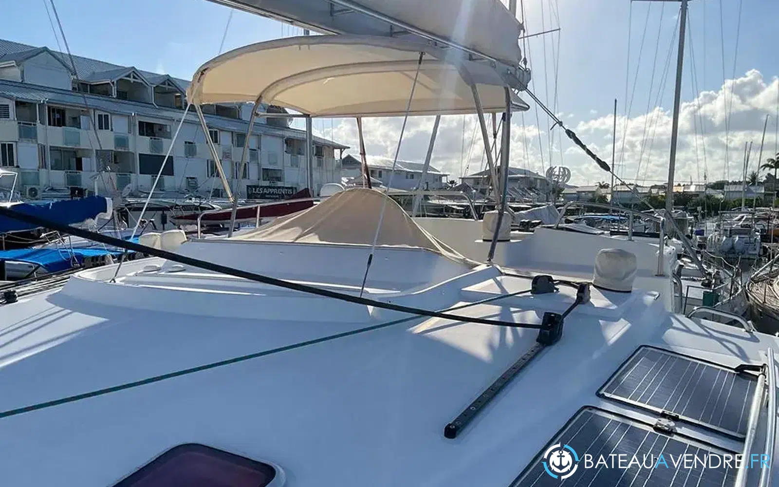 slider 14 Lagoon 440