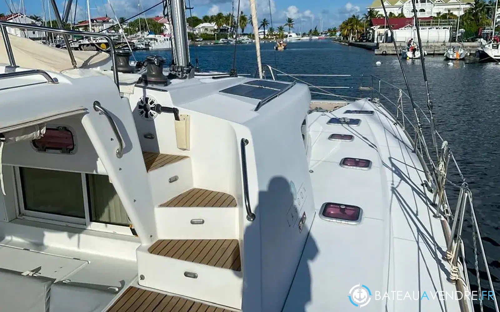 slider 17 Lagoon 440