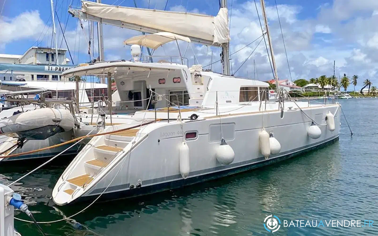 slider 2 Lagoon 440
