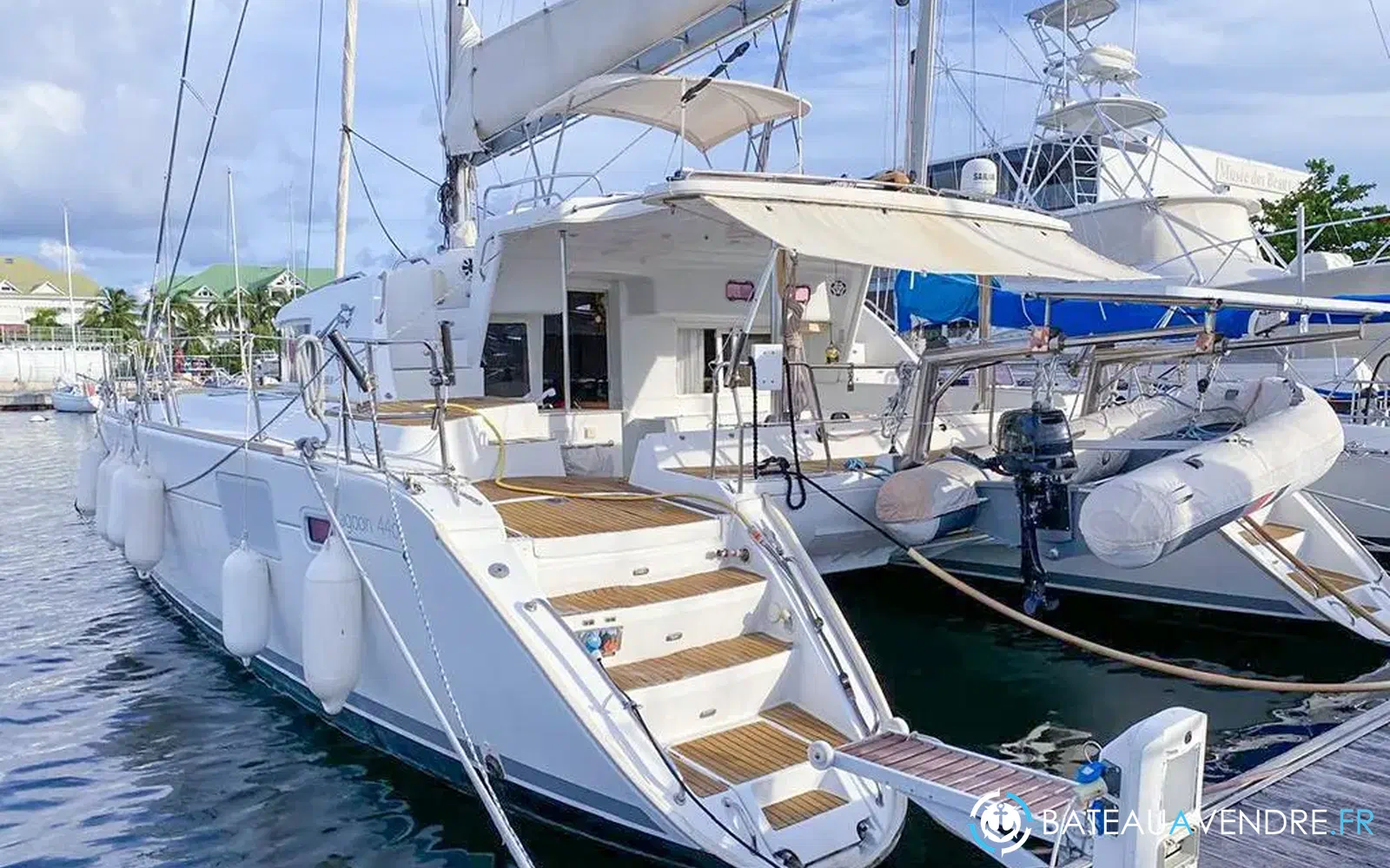 slider 3 Lagoon 440