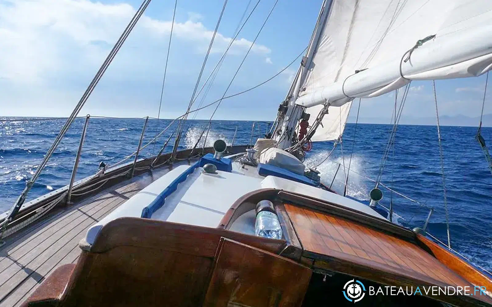 slider 2 Berthon Yachts Classique Plan Holman