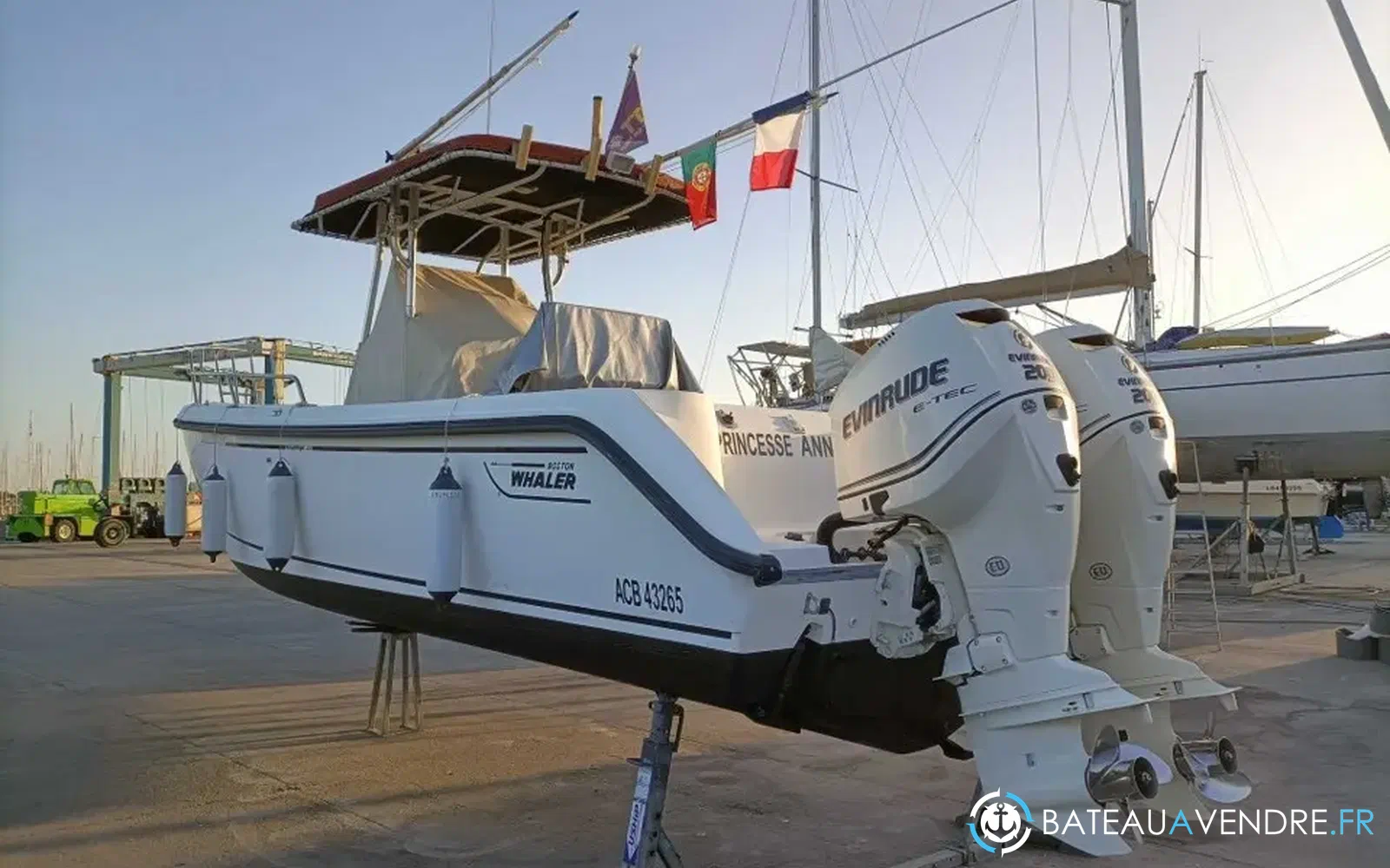 slider 9 Boston Whaler 26 Outrage