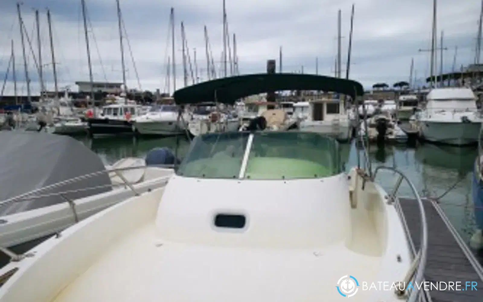 slider 4 Jeanneau Cap Camarat 755 WA