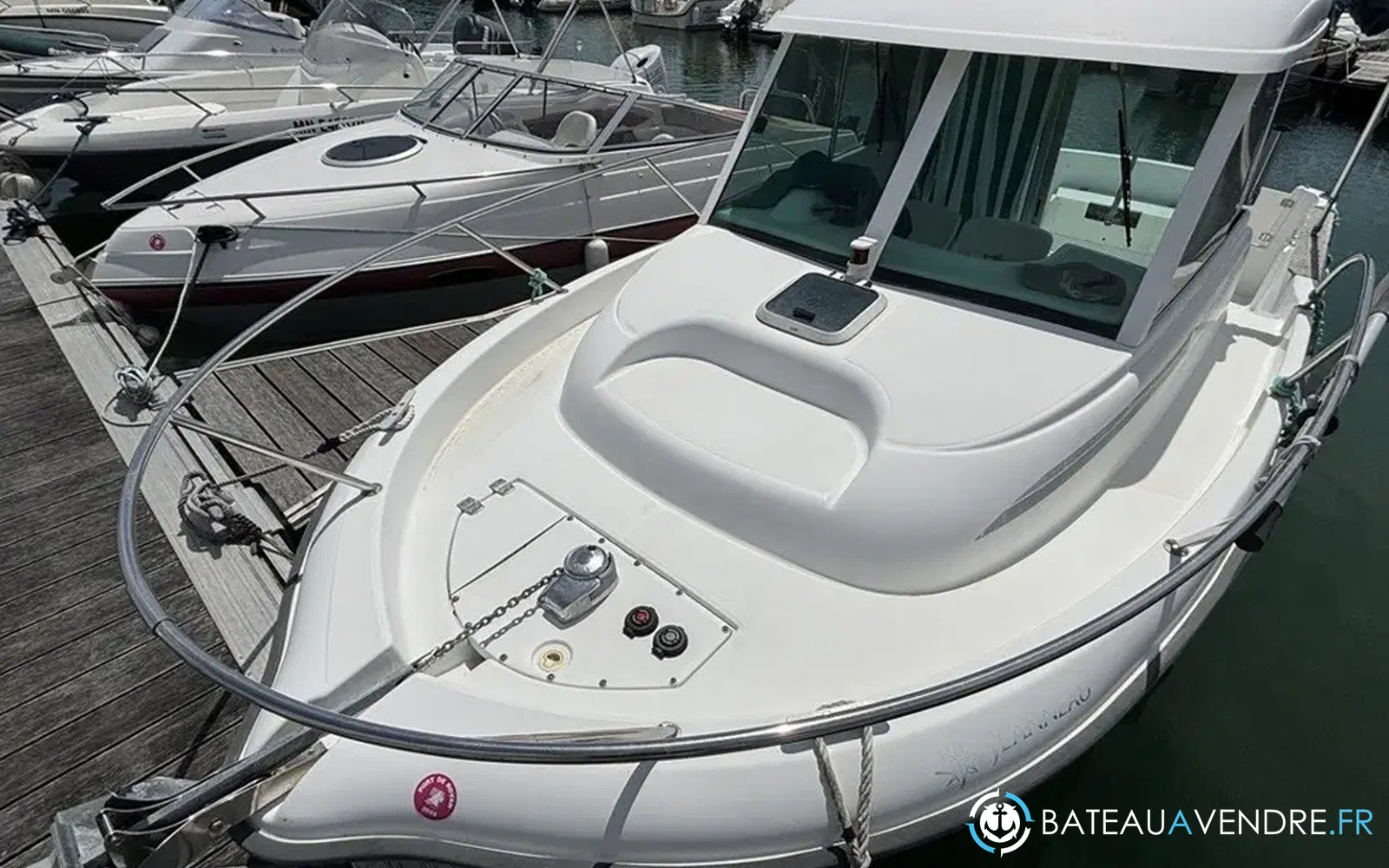 slider 3 Jeanneau Merry Fisher 635
