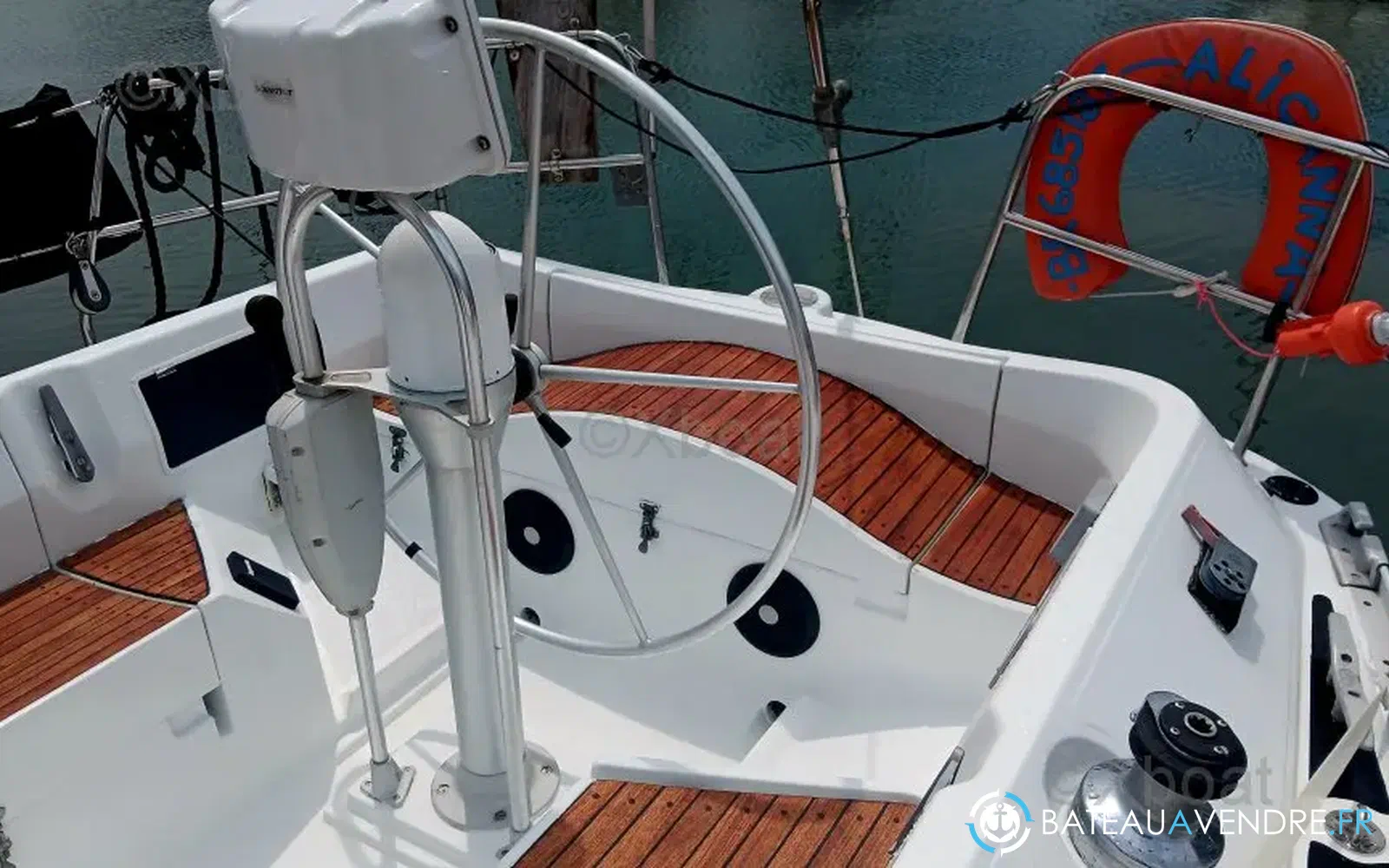 slider 3 Beneteau First 375