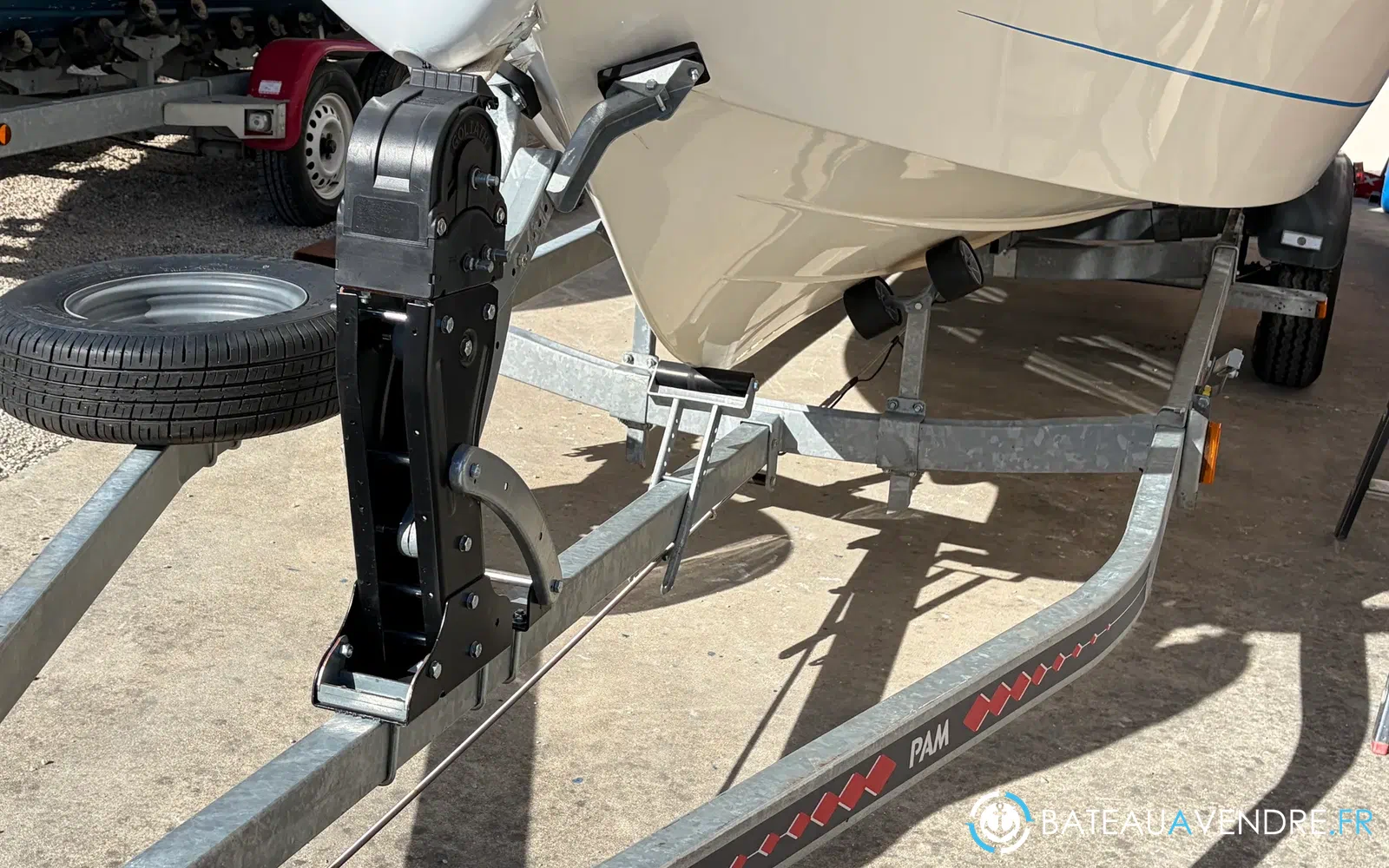 slider 8 Pacific Craft 625 Open Trendy