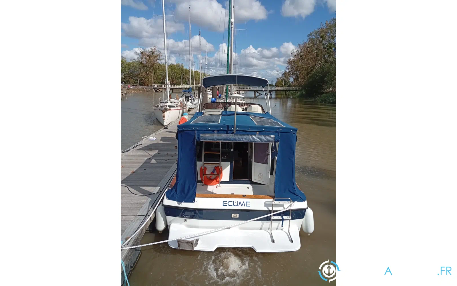 slider 2 Bayliner Trophy