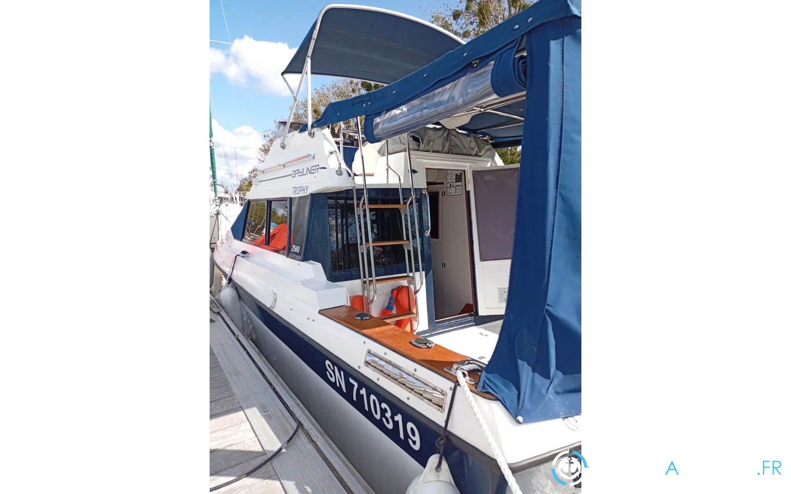 slider 3 Bayliner Trophy