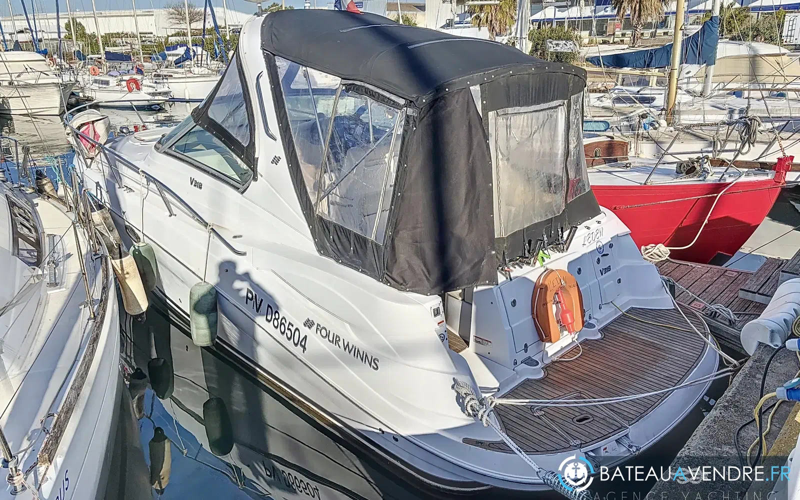 slider 14 Four Winns Vista 318