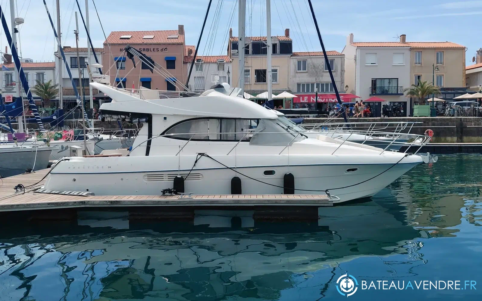 slider 0 Jeanneau Prestige 36 Fly