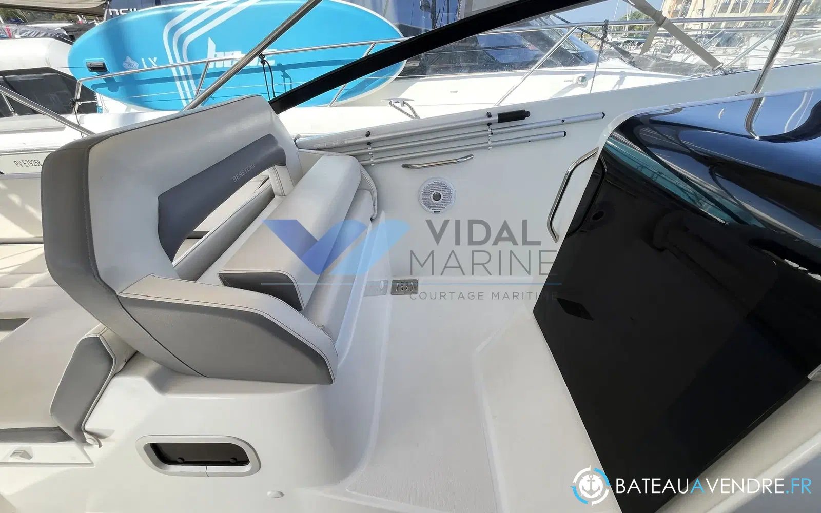 slider 14 Beneteau Flyer 10