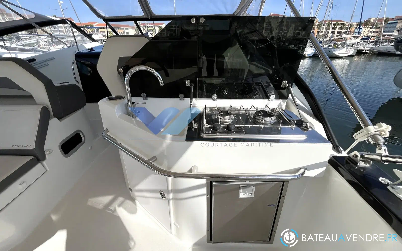 slider 16 Beneteau Flyer 10