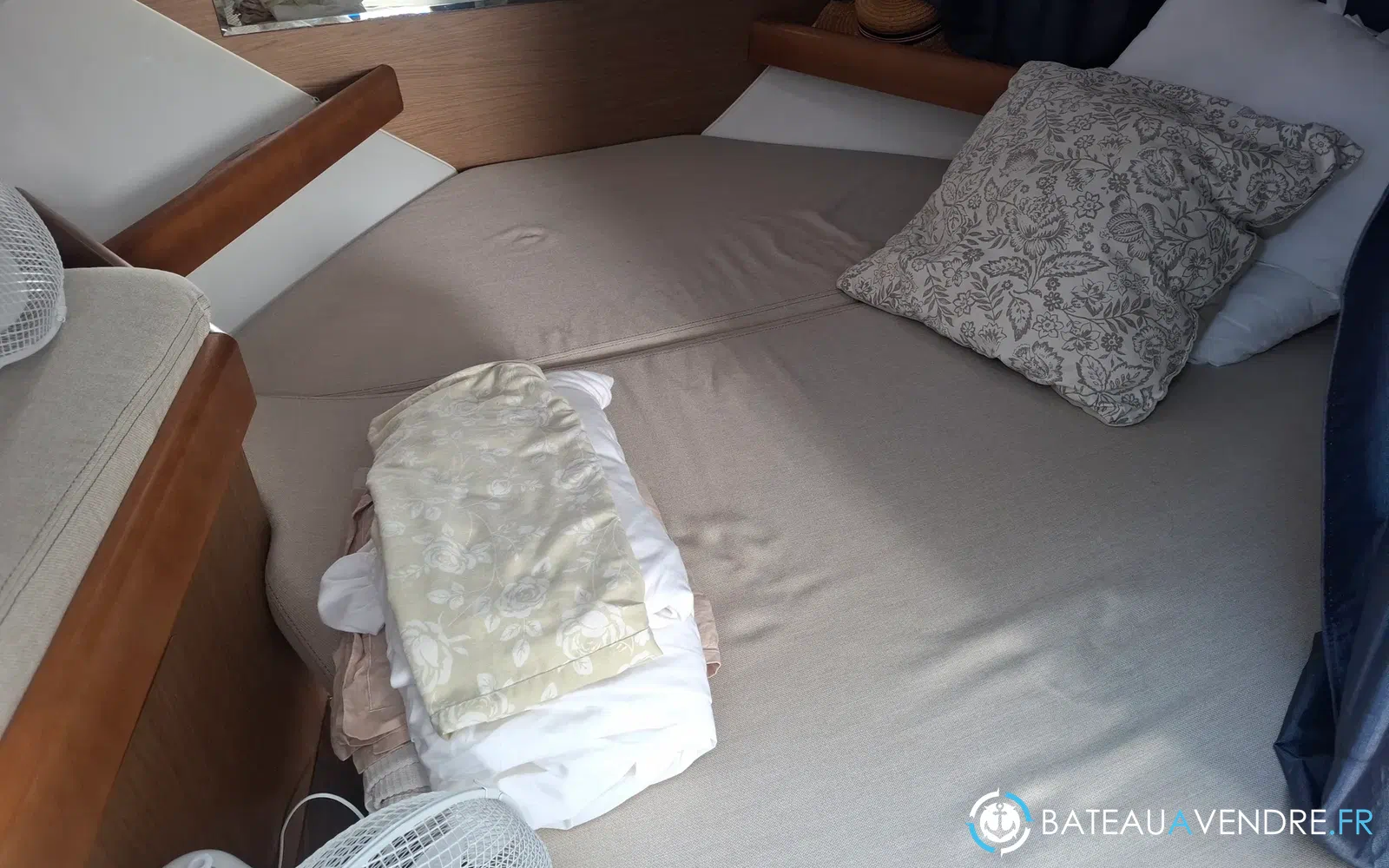 slider 15 Beneteau Antares 8.80