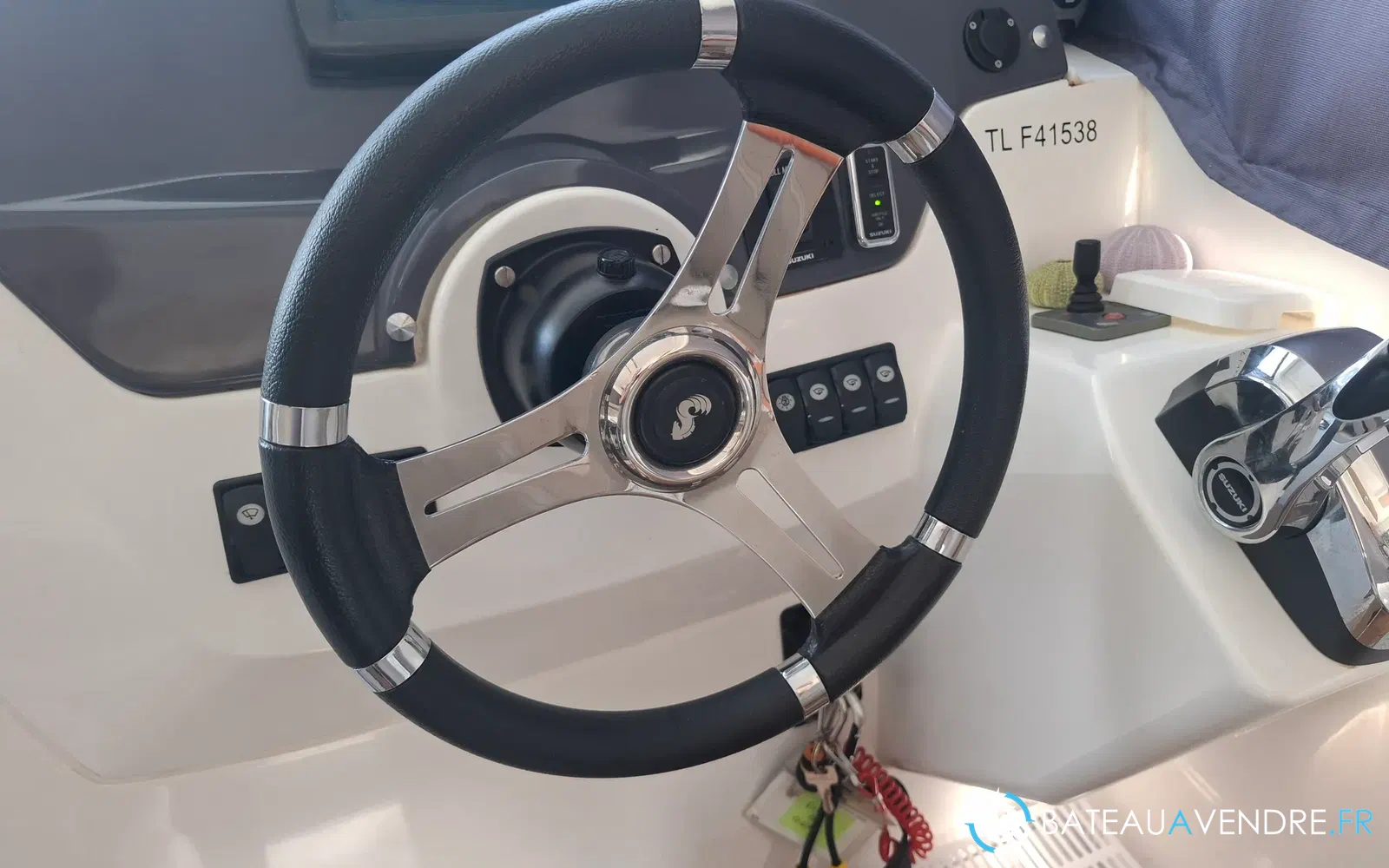 slider 18 Beneteau Antares 8.80