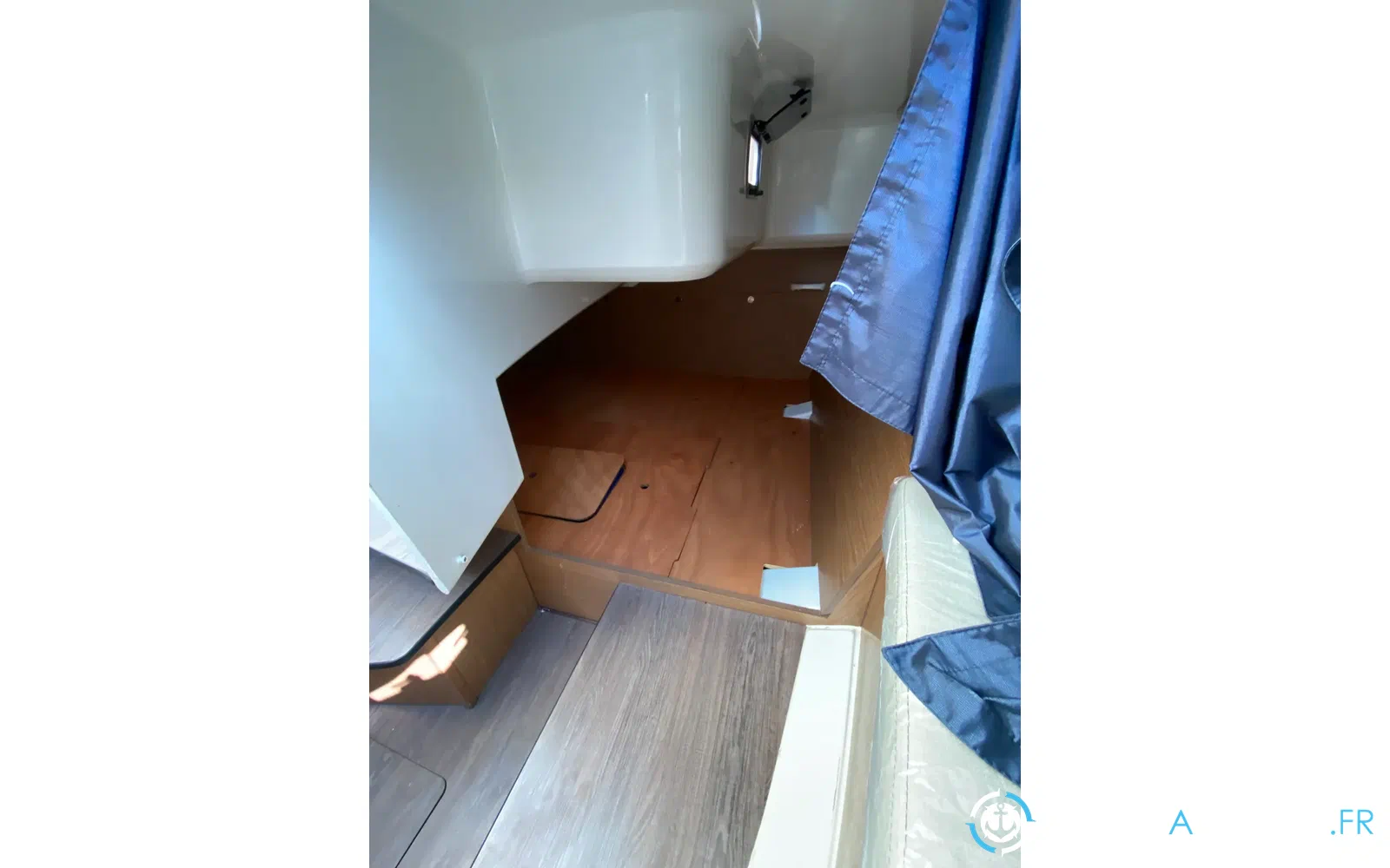 slider 32 Beneteau Antares 8.80