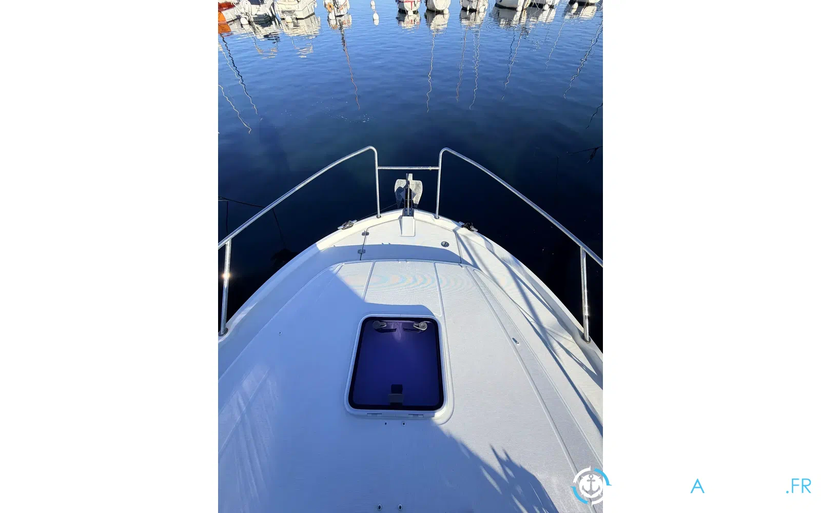 slider 39 Beneteau Antares 8.80