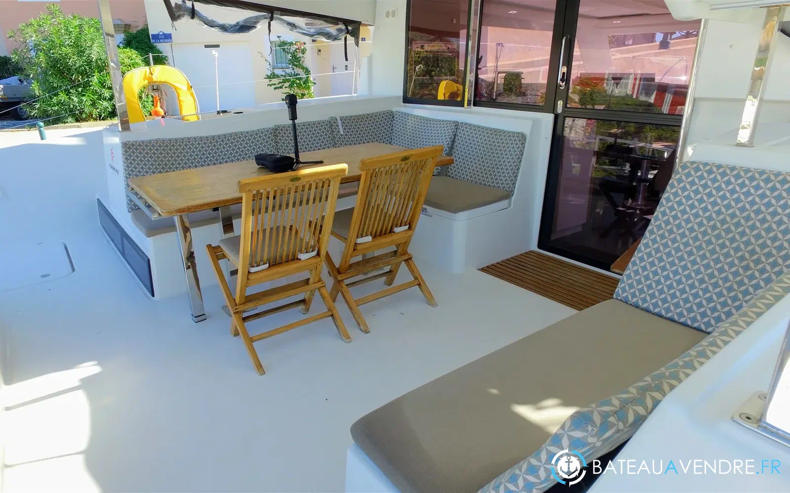 slider 11 Fountaine Pajot Lucia 40