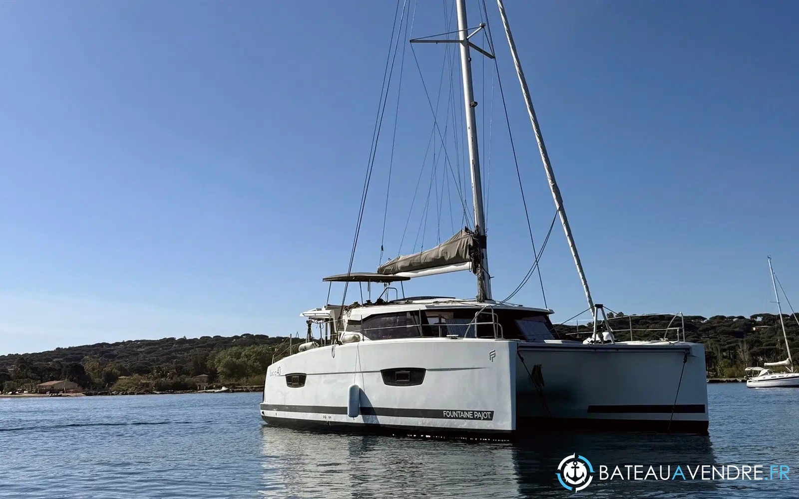 slider 1 Fountaine Pajot Lucia 40