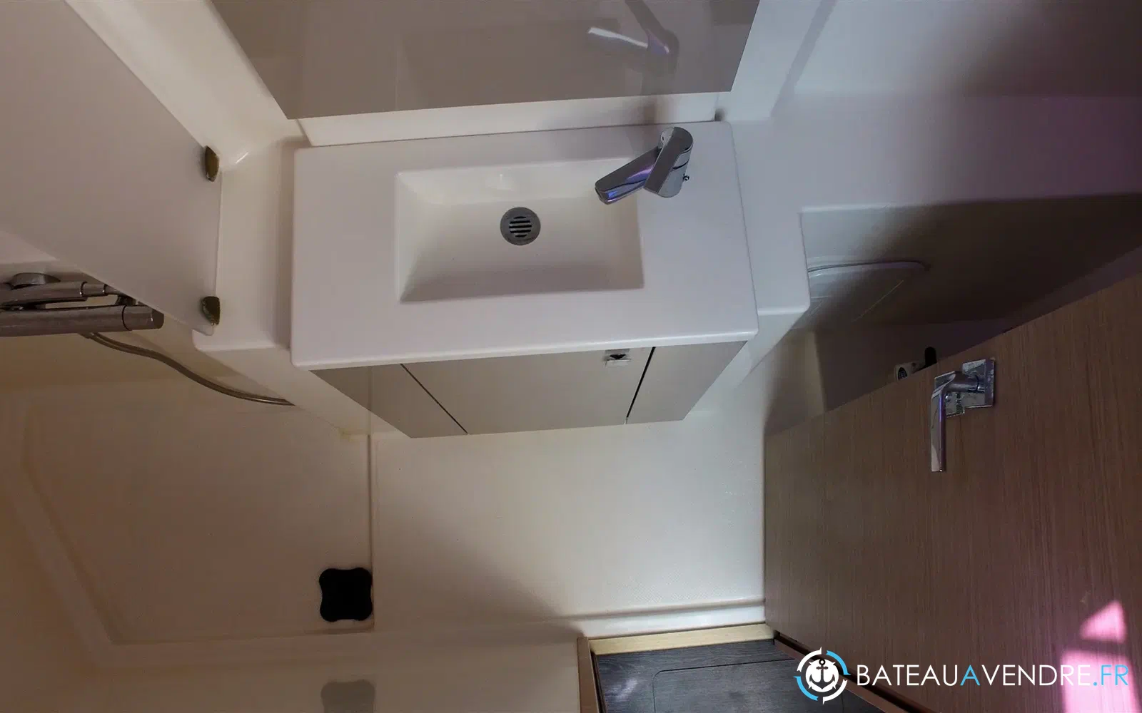 slider 20 Fountaine Pajot Lucia 40