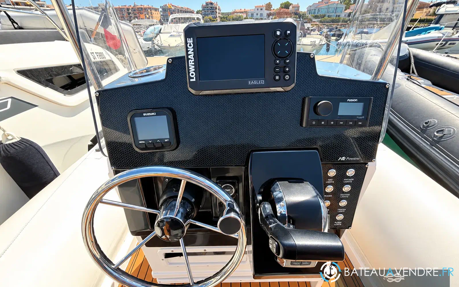 slider 12 Tiger Marine 740 Proline