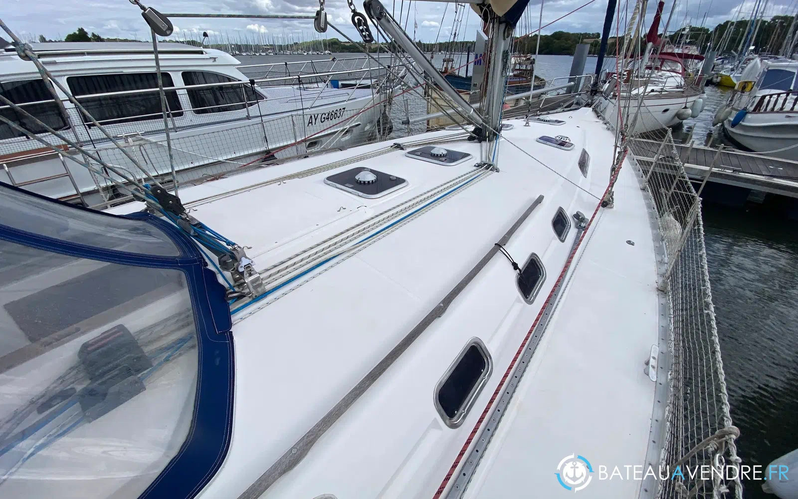 slider 12 Dufour 43 Classic