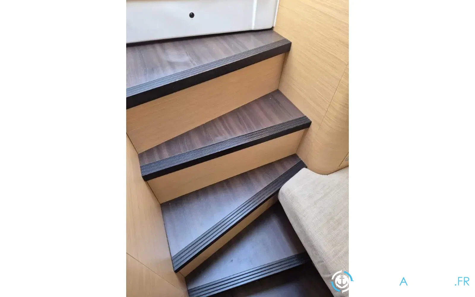 slider 21 Beneteau Monte Carlo 37