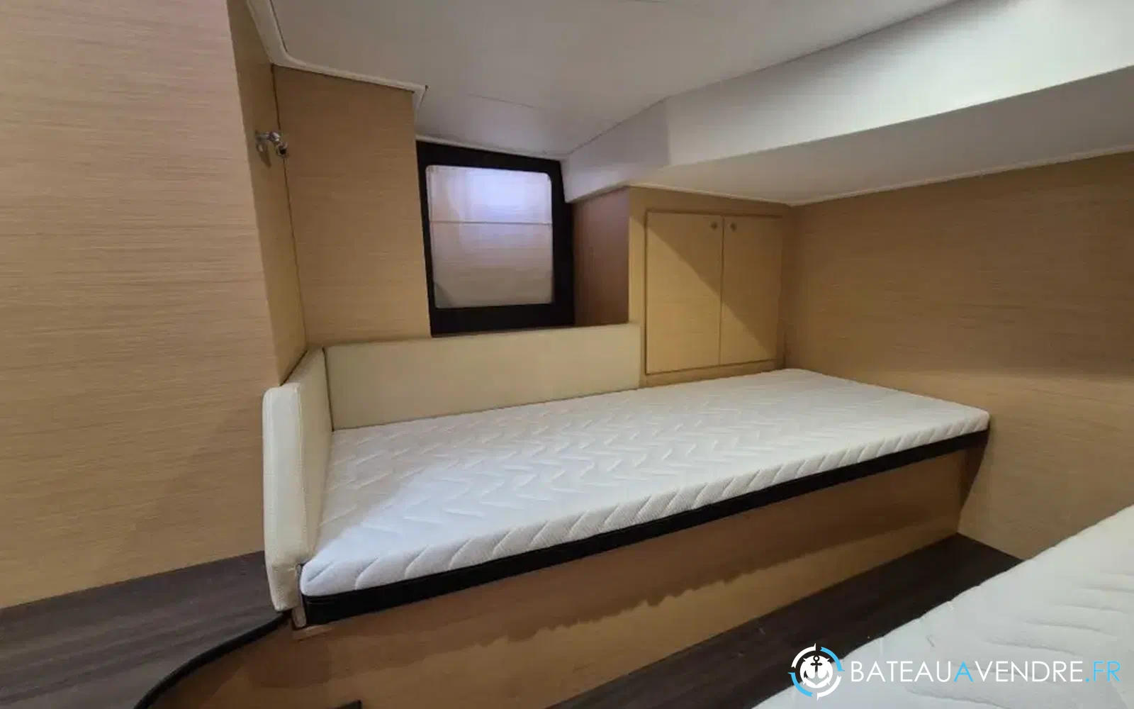 slider 32 Beneteau Monte Carlo 37