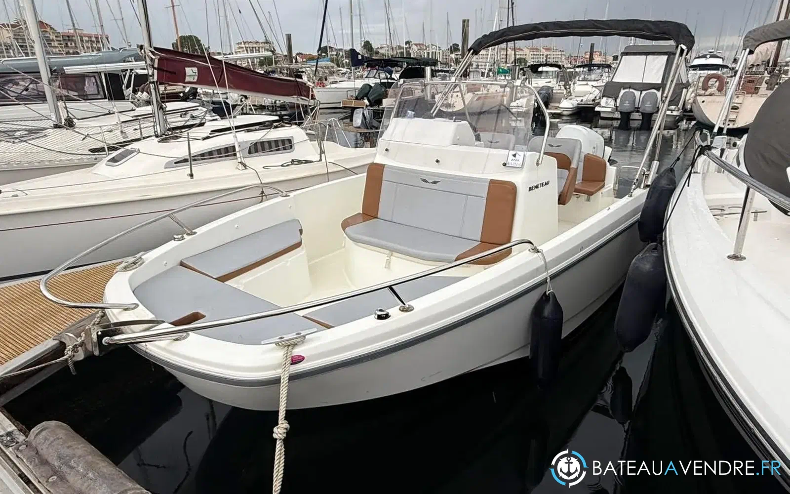 slider 0 Beneteau Flyer 6 SPACEdeck