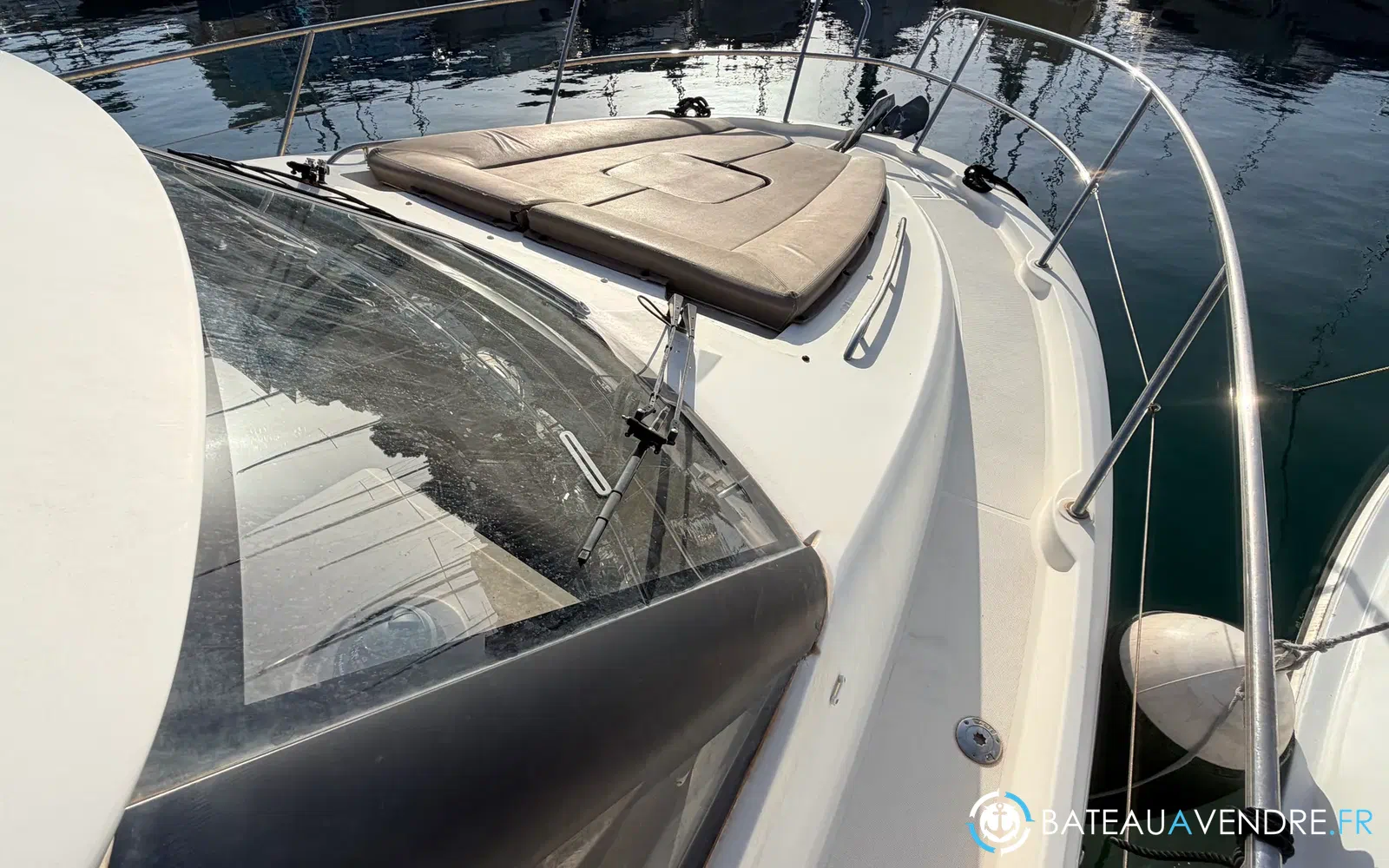 slider 4 Prestige Yachts 350 Fly