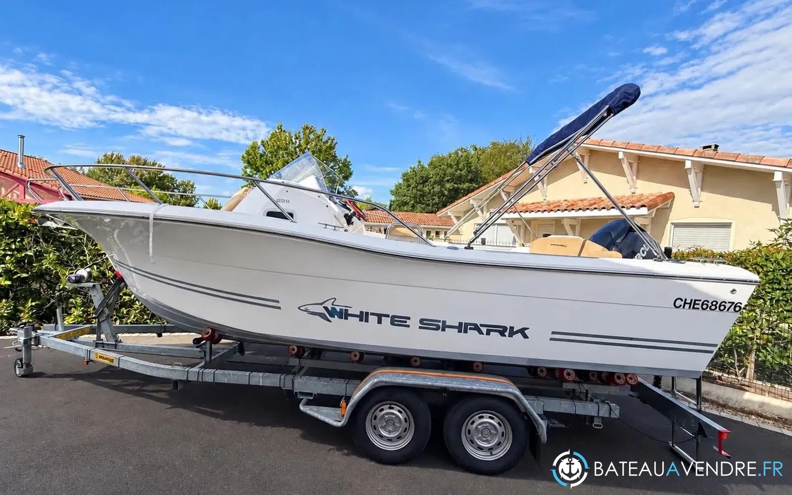 slider 0 Kelt White Shark 228