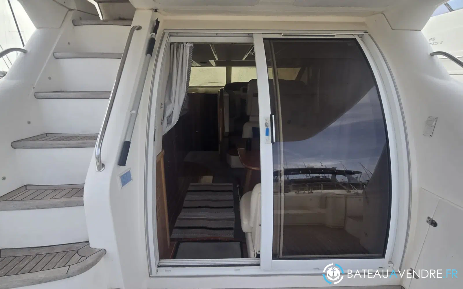 slider 20 Sealine 42.5