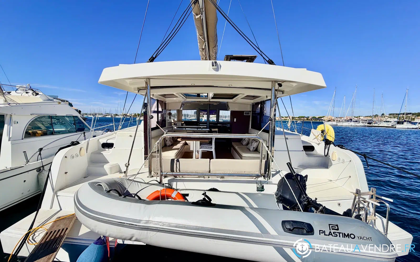 slider 3 Bali Catamarans Catspace