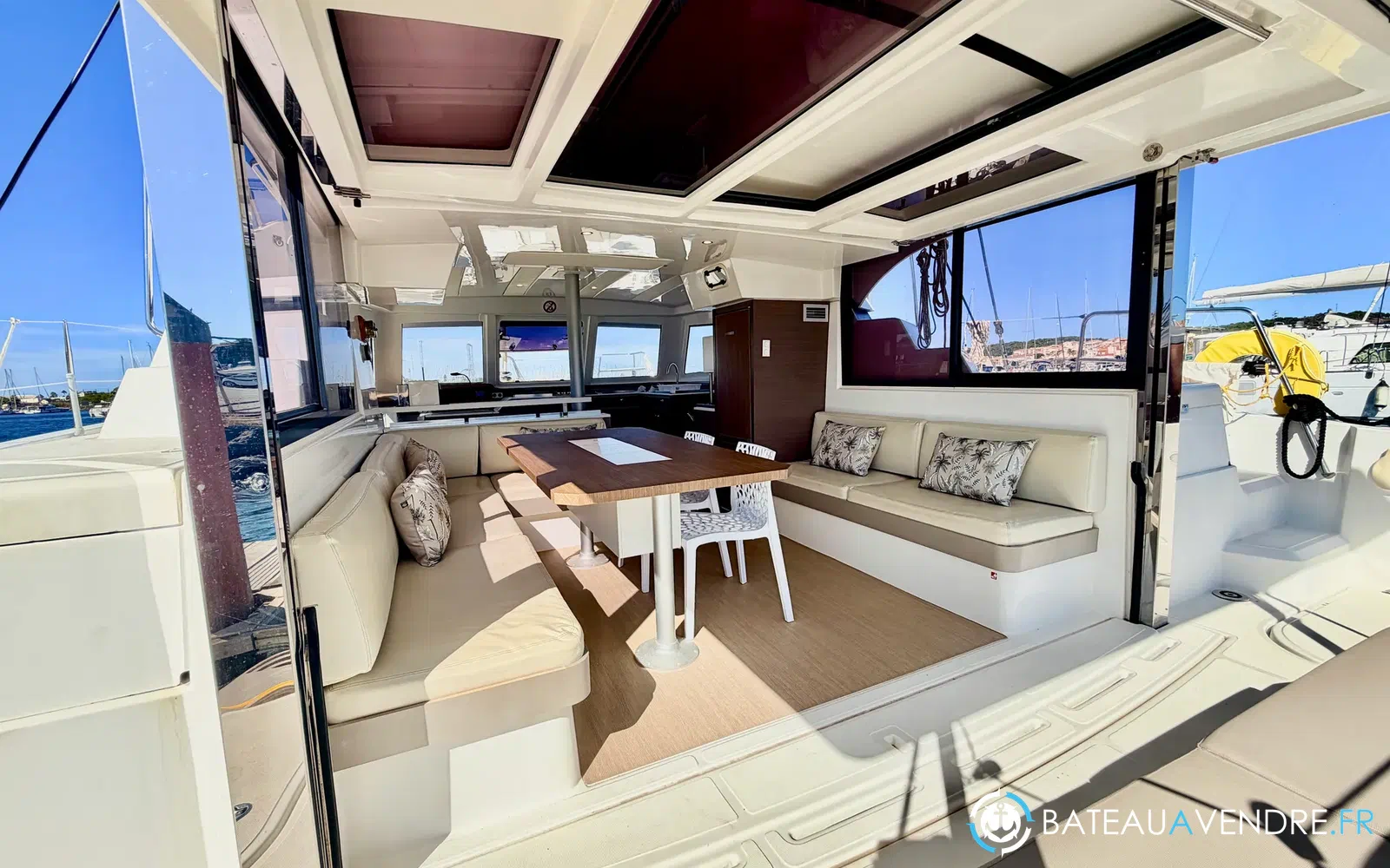 slider 4 Bali Catamarans Catspace
