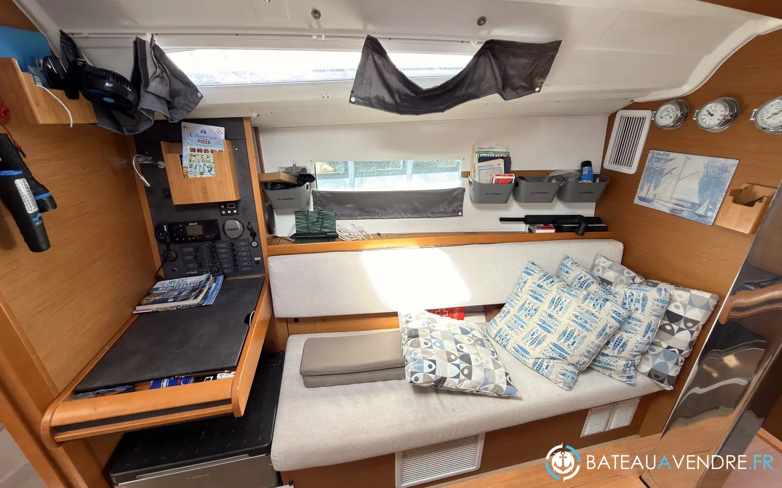 slider 21 Jeanneau Sun Odyssey 349