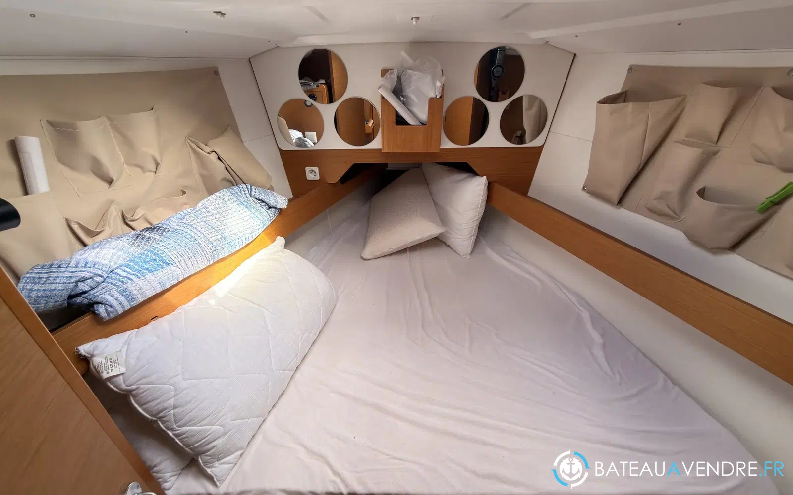 slider 24 Jeanneau Sun Odyssey 349