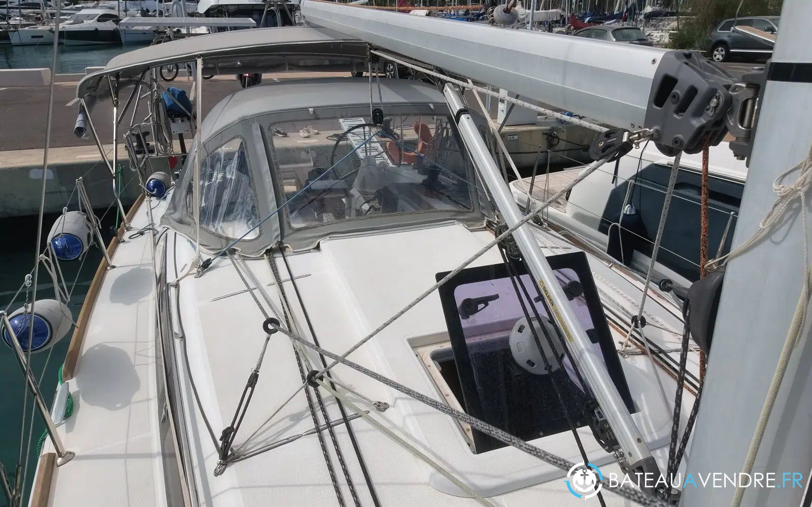 slider 6 Jeanneau Sun Odyssey 349