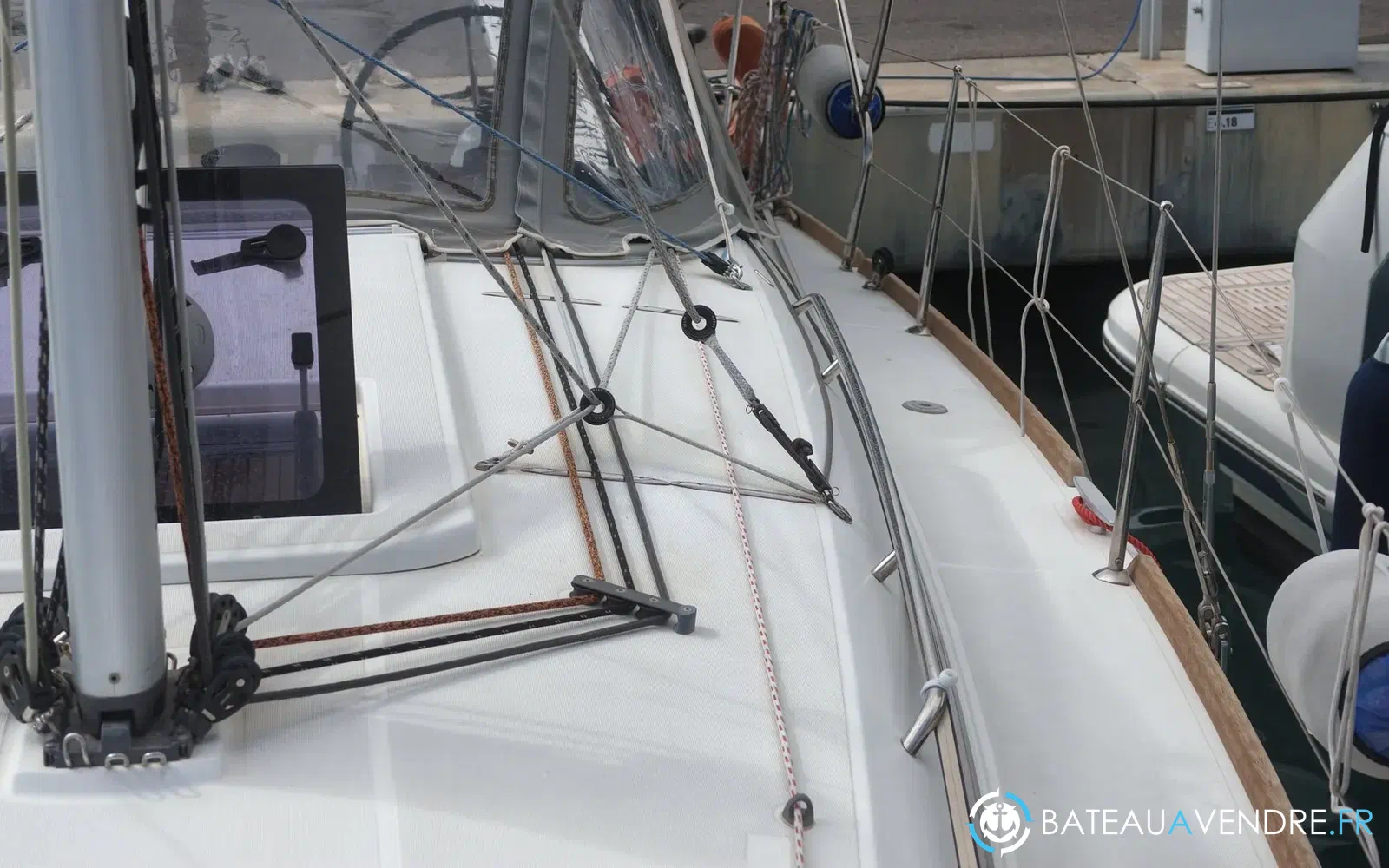 slider 8 Jeanneau Sun Odyssey 349