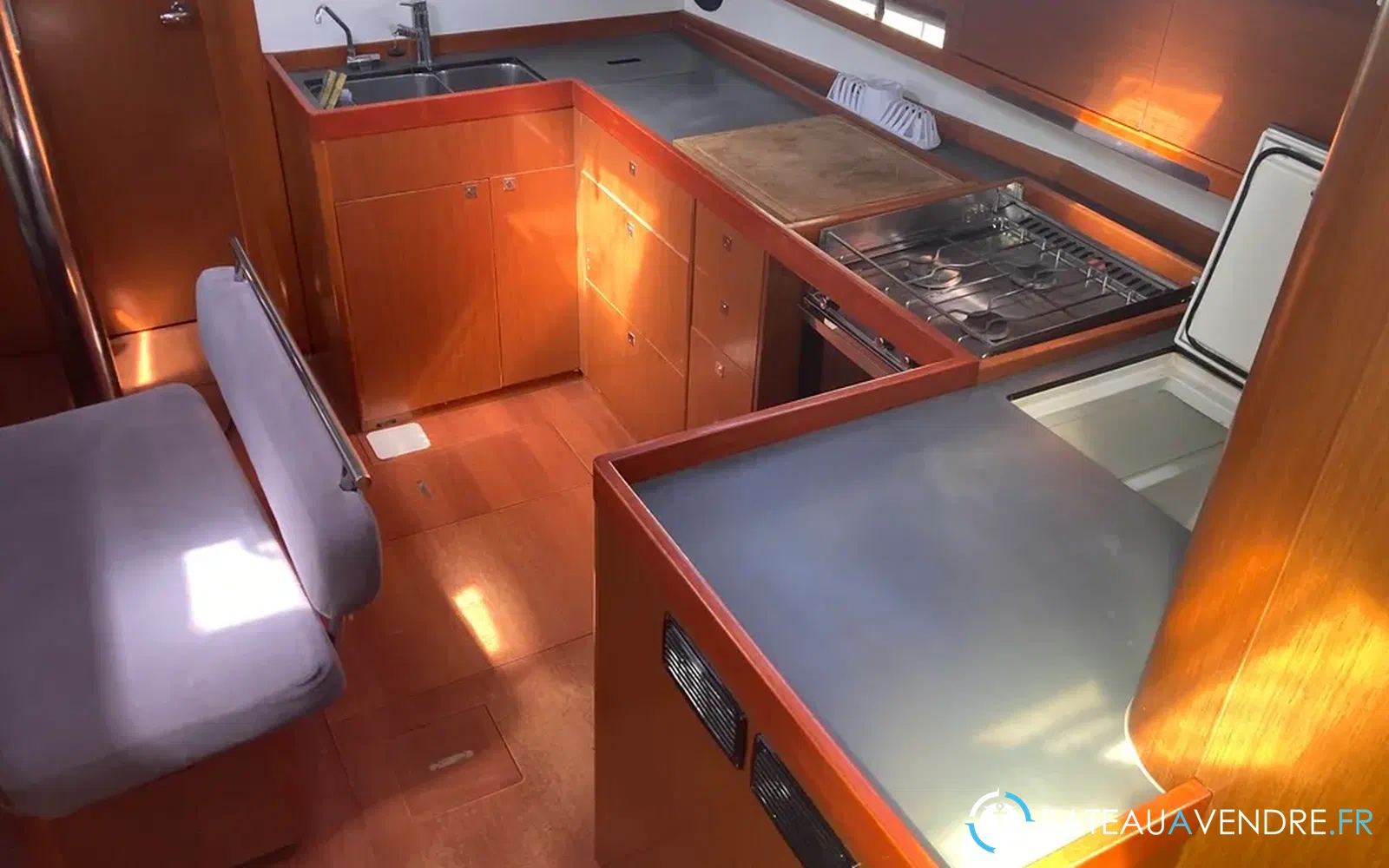 slider 19 Beneteau Oceanis 48